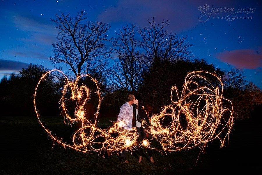 Connie_Craig_Engagement_sparklers_07