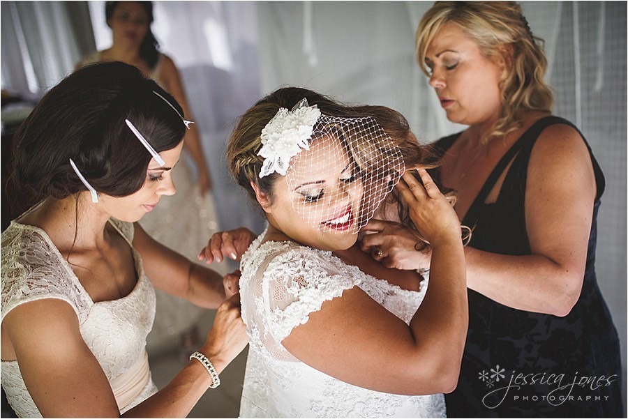 Tyrone_Cherie_Port_Douglas_Wedding_0027