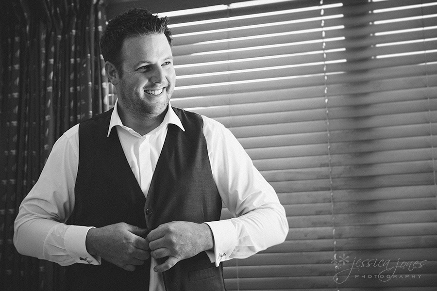 JessNikWeddingPreview-013